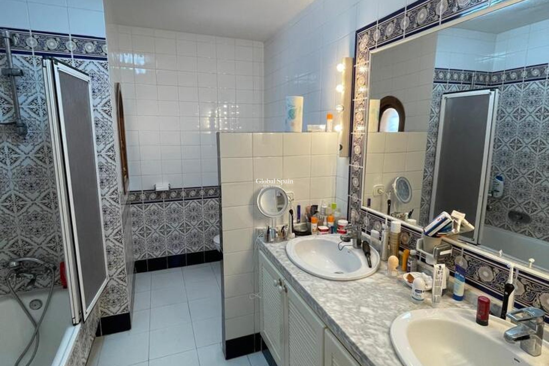 Venta - VILLA -
VILLAMARTÍN - Costa Blanca