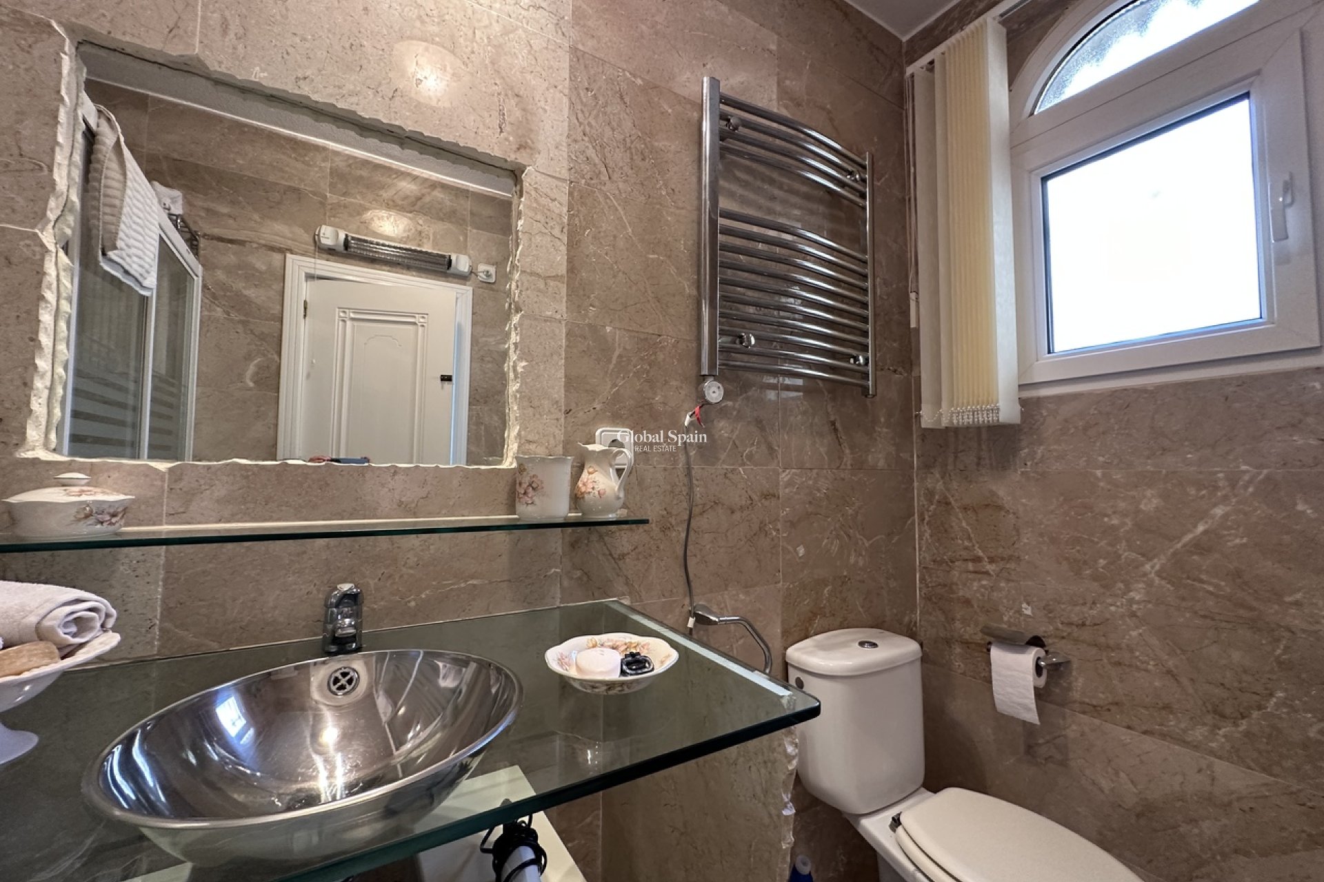 Venta - VILLA -
VILLAMARTÍN - Costa Blanca