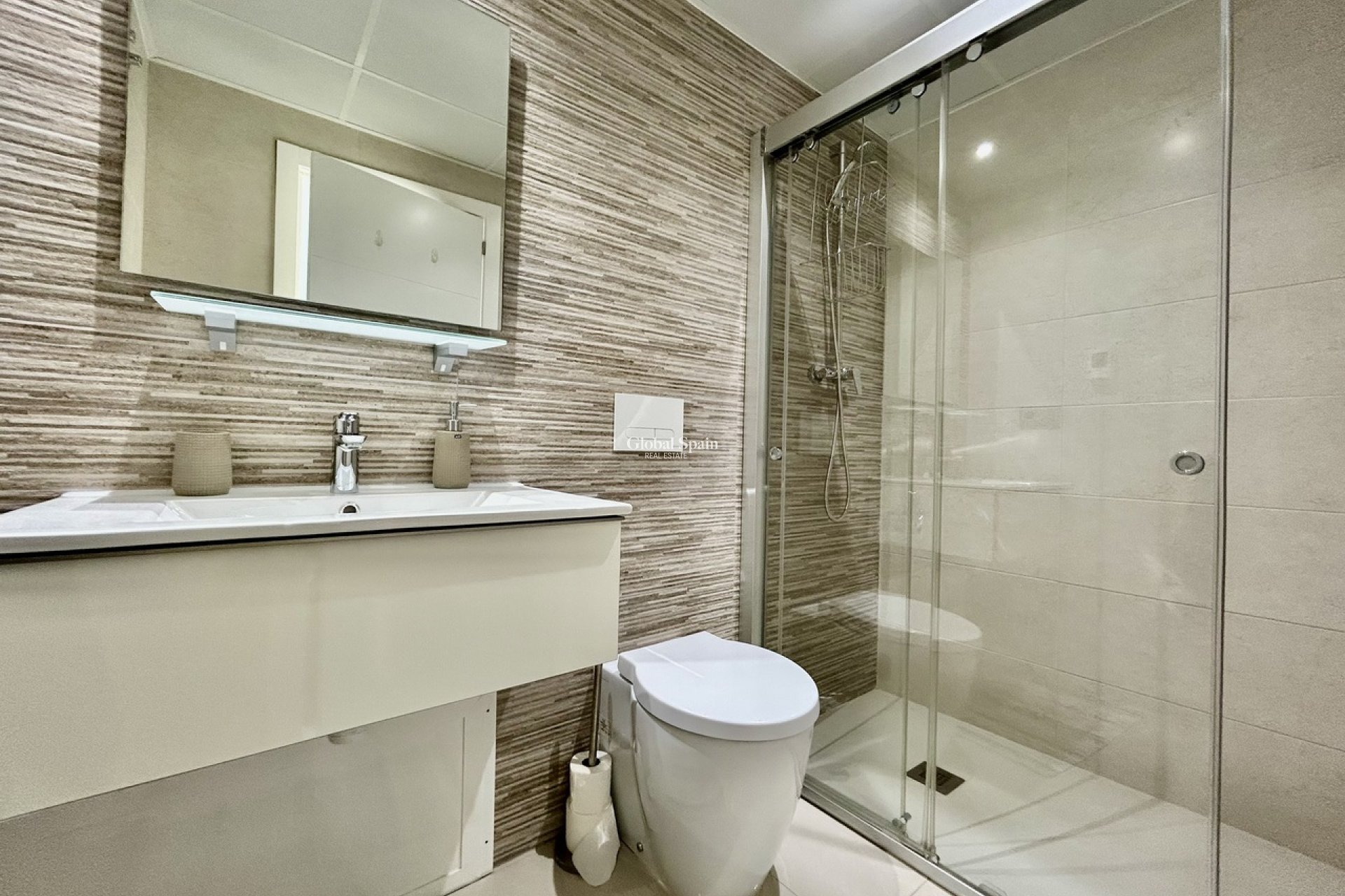 Venta - VILLA -
VILLAMARTÍN - Costa Blanca