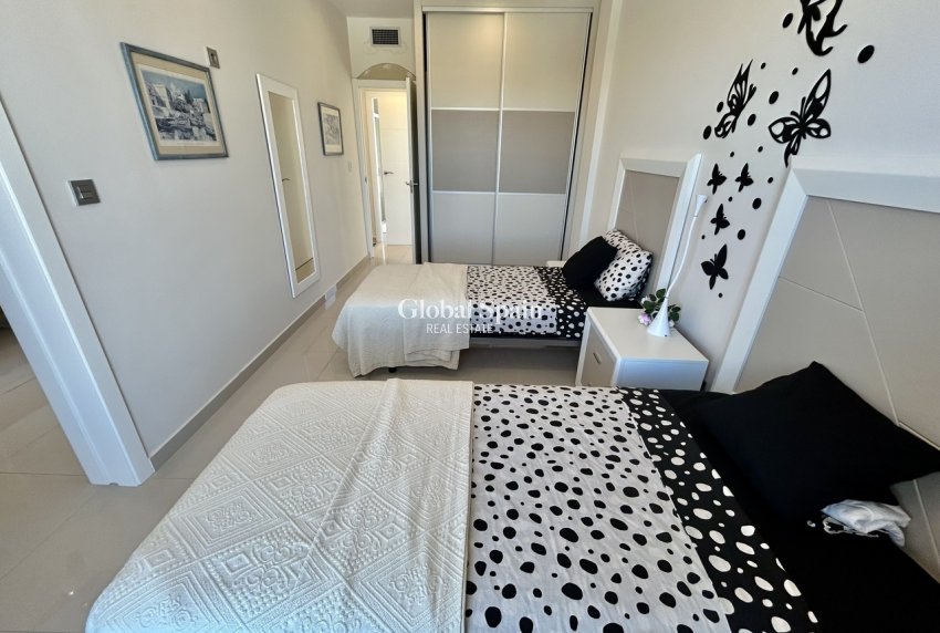 Venta - VILLA -
VILLAMARTÍN - Costa Blanca