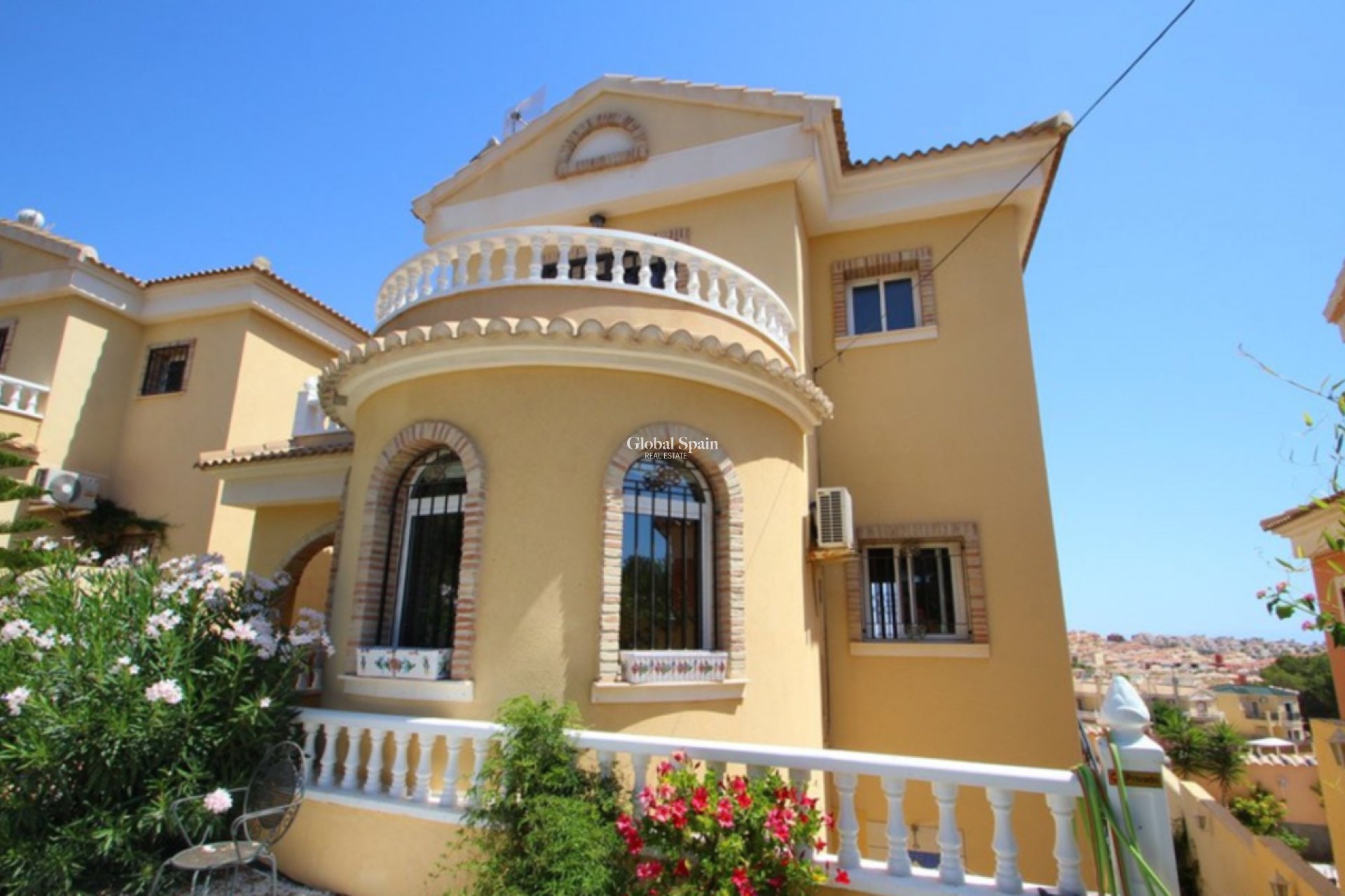 Venta - VILLA -
VILLAMARTÍN - Costa Blanca