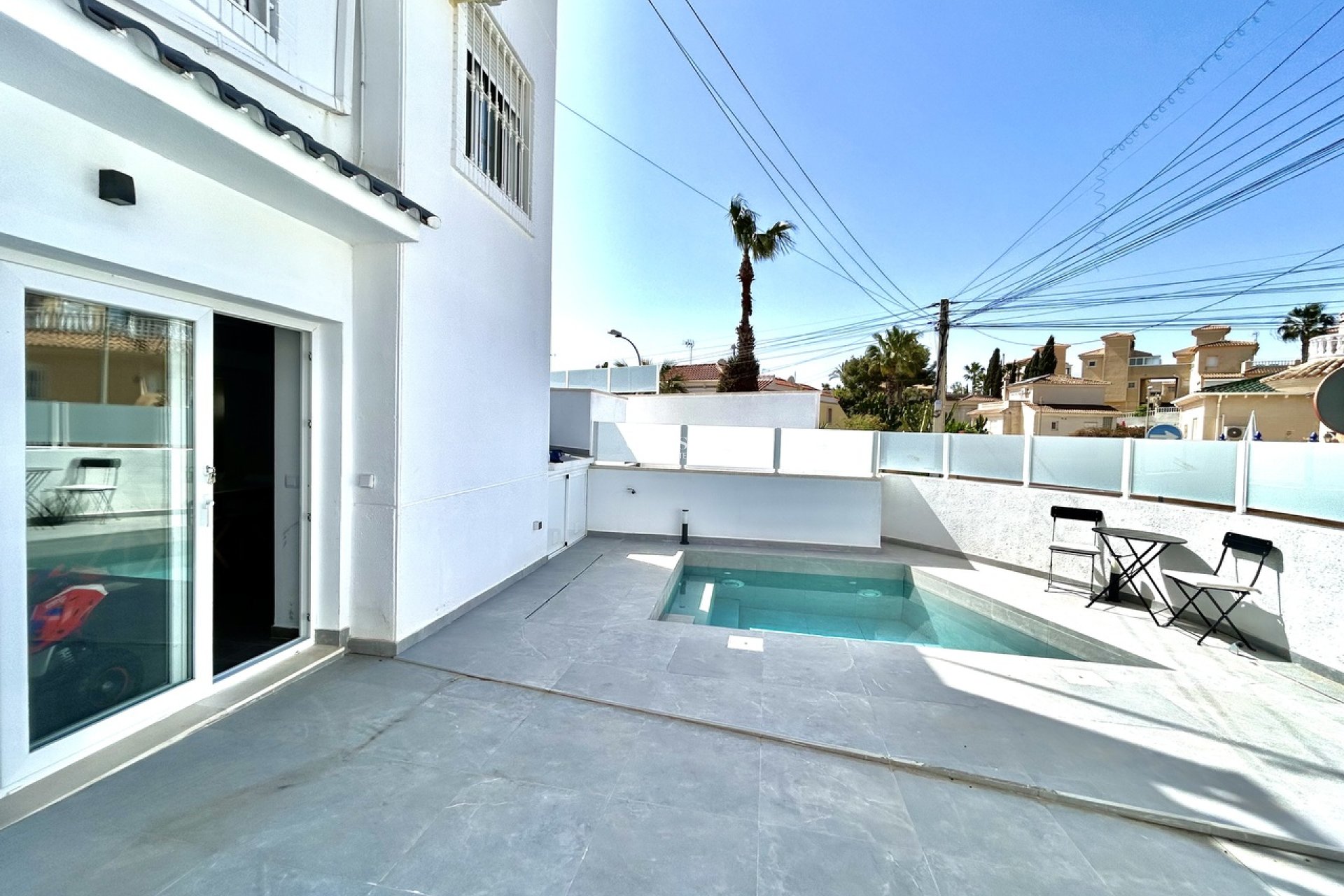 Venta - VILLA -
VILLAMARTÍN - Costa Blanca
