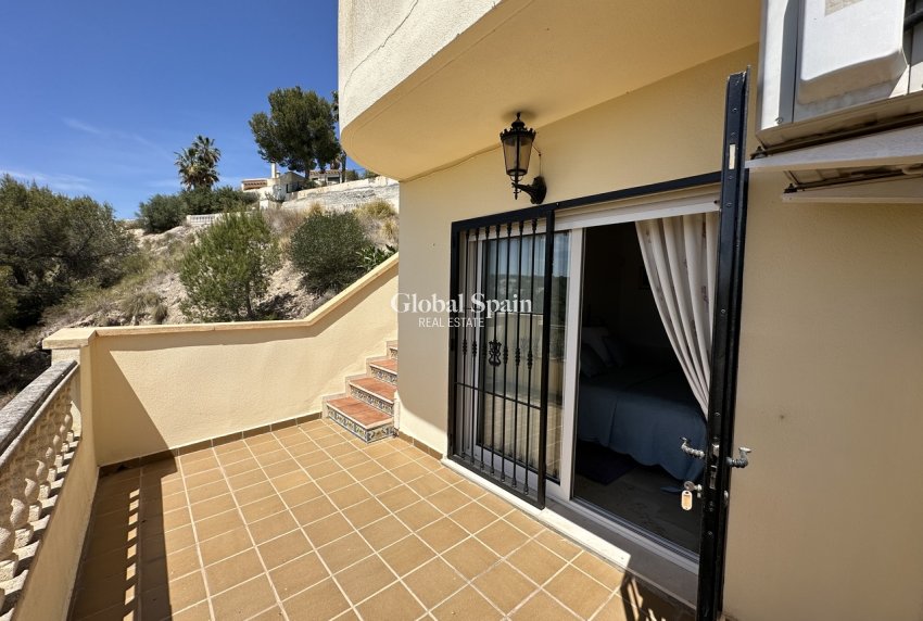 Venta - VILLA -
VILLAMARTÍN - Costa Blanca