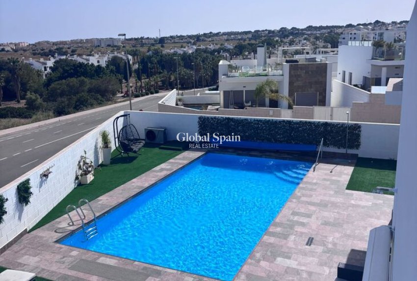 Venta - VILLA -
VILLAMARTÍN - Costa Blanca