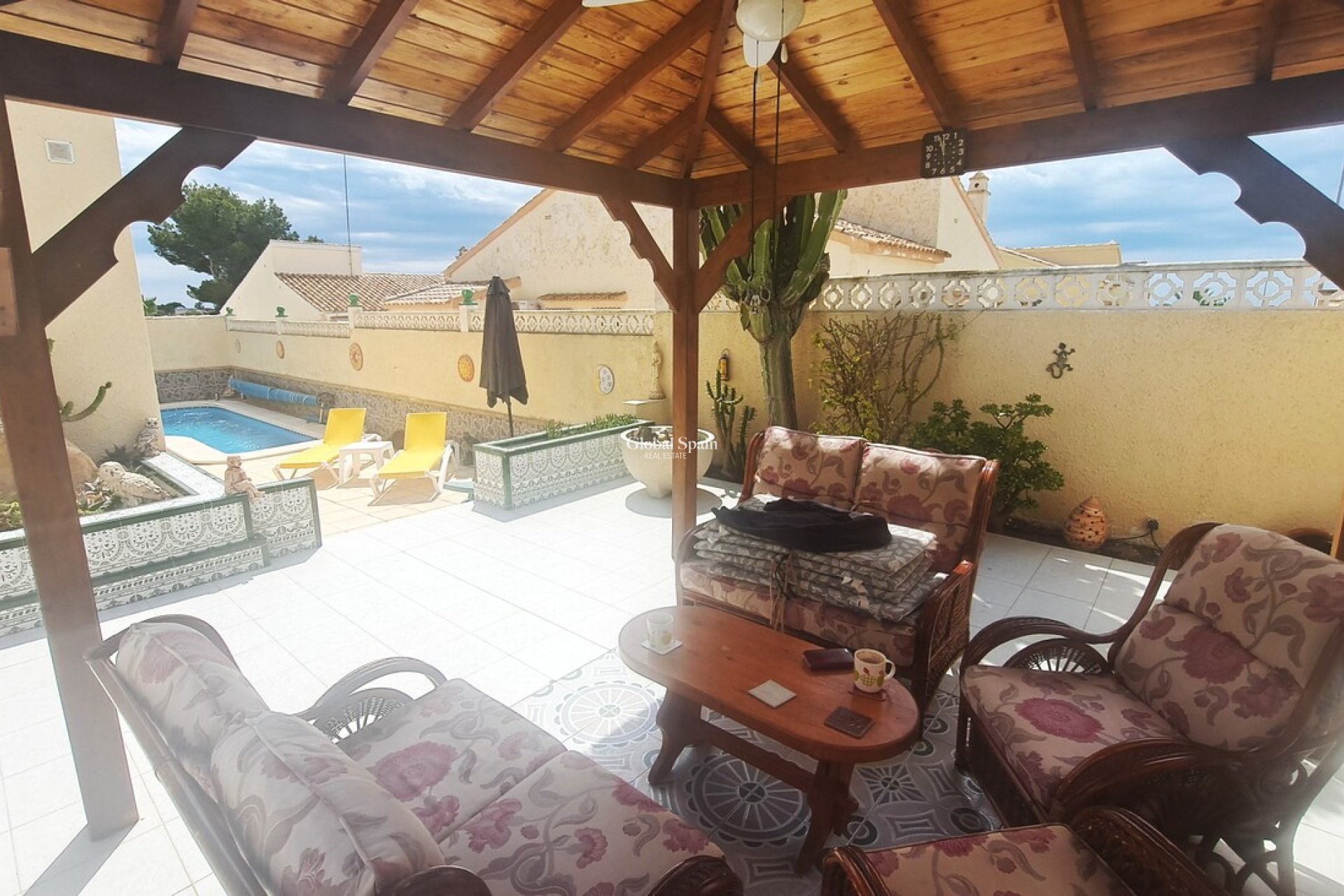 Venta - VILLA -
VILLAMARTÍN - Costa Blanca