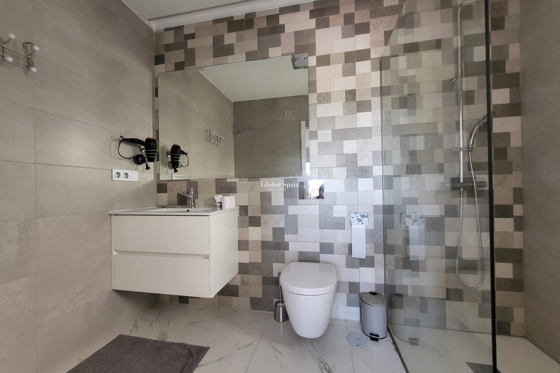 Venta - VILLA -
VILLAMARTÍN - Costa Blanca