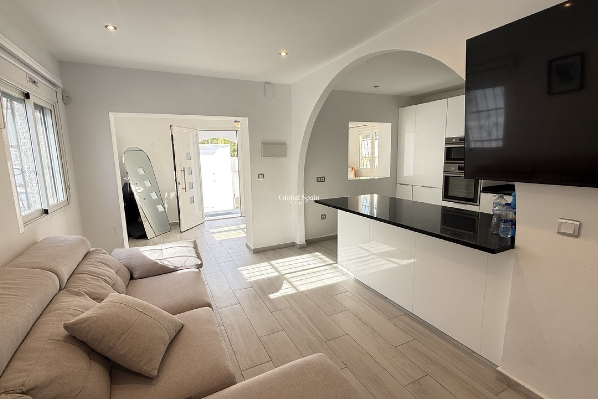 Venta - VILLA -
VILLAMARTÍN - Costa Blanca