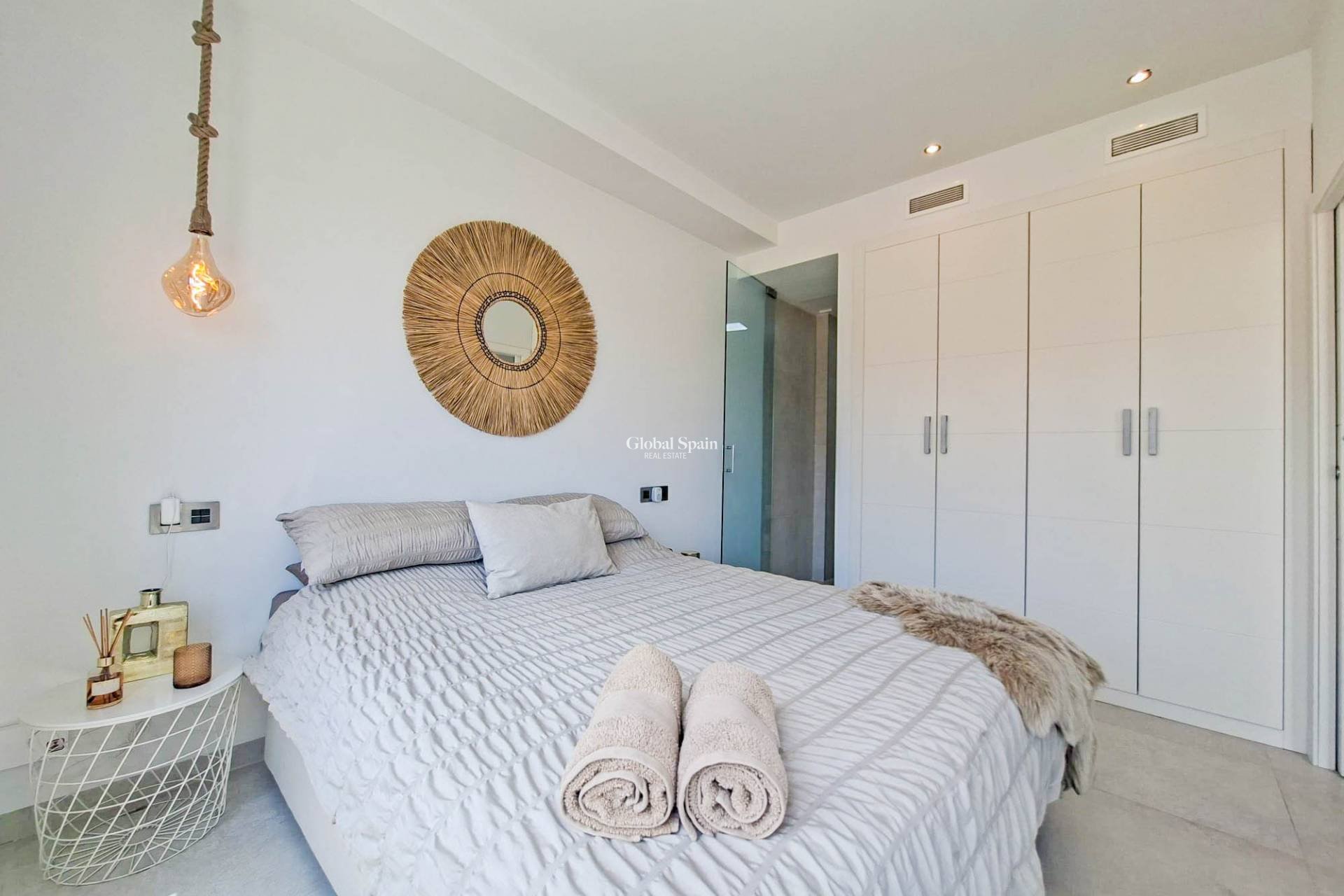 Venta - VILLA -
VILLAMARTÍN - Costa Blanca