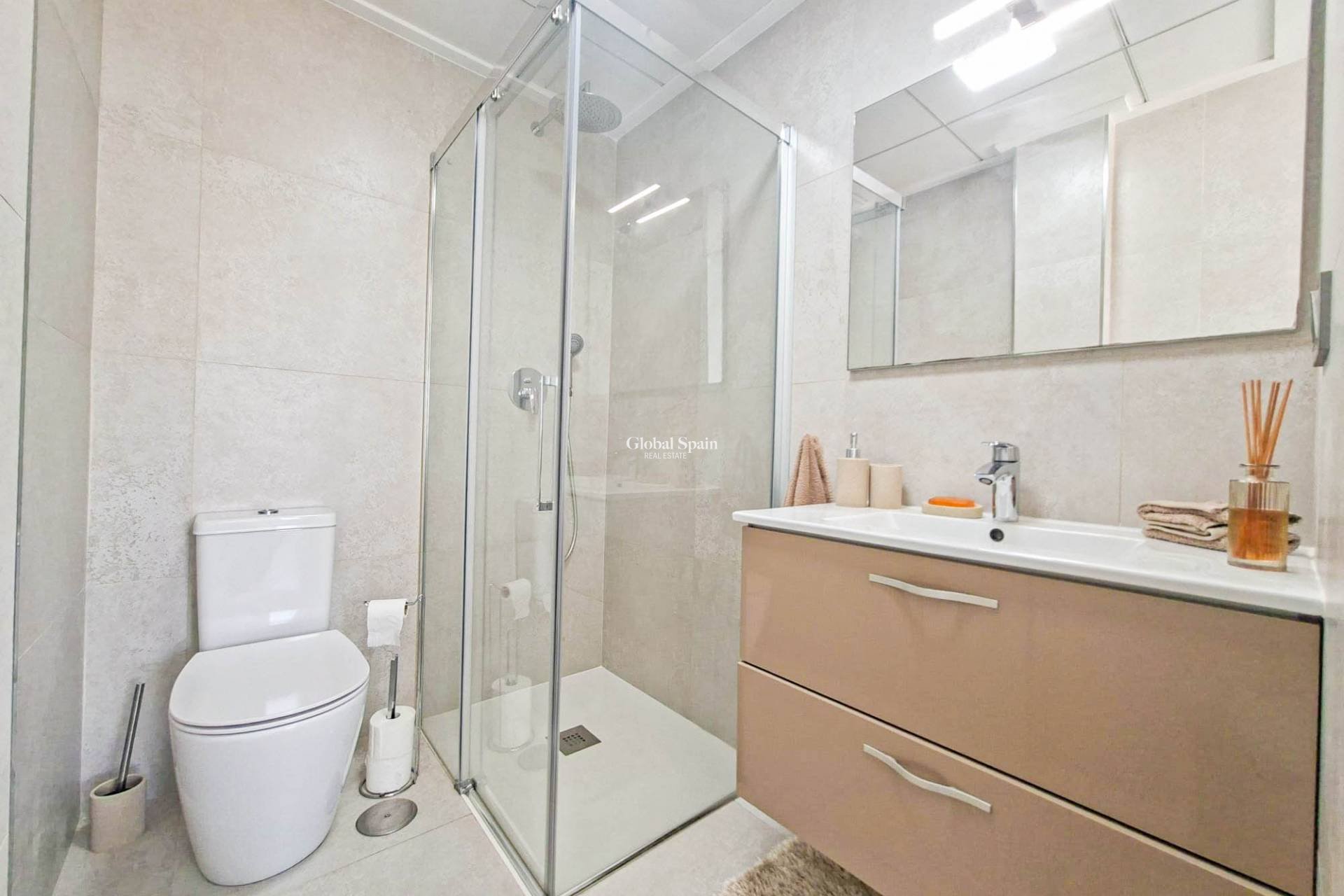 Venta - VILLA -
VILLAMARTÍN - Costa Blanca