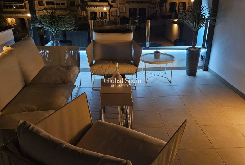 Venta - VILLA -
VILLAMARTÍN - Costa Blanca