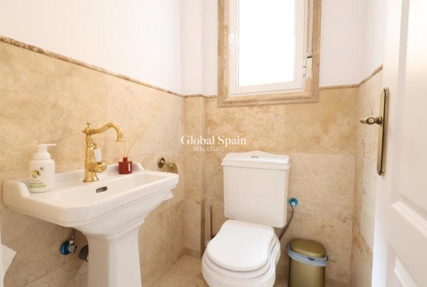 Venta - VILLA -
VILLAMARTÍN - Costa Blanca