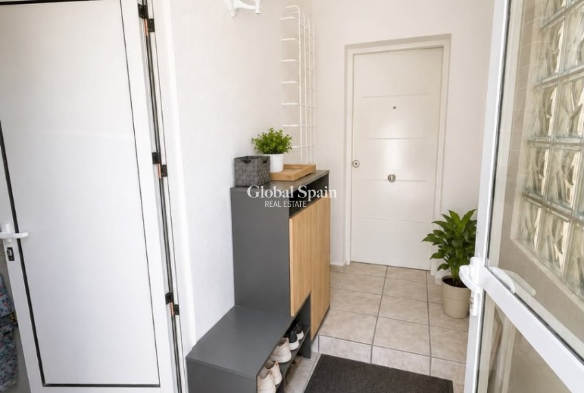 Venta - VILLA -
VILLAMARTÍN - Costa Blanca