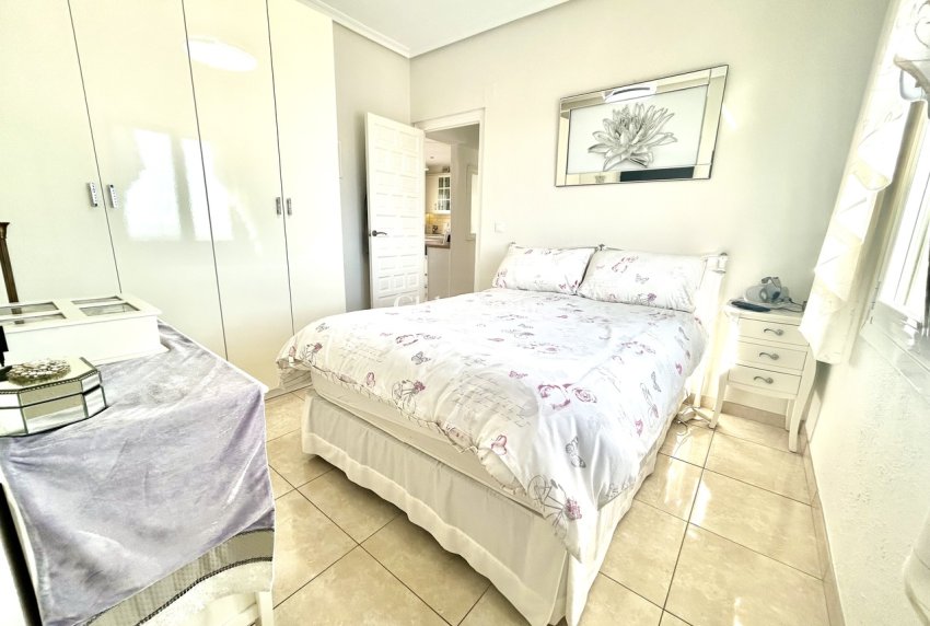 Venta - VILLA -
VILLAMARTÍN - Costa Blanca