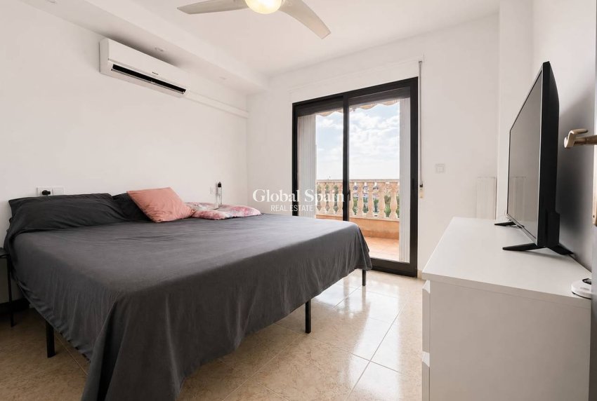 Venta - VILLA -
VILLAMARTÍN - Costa Blanca