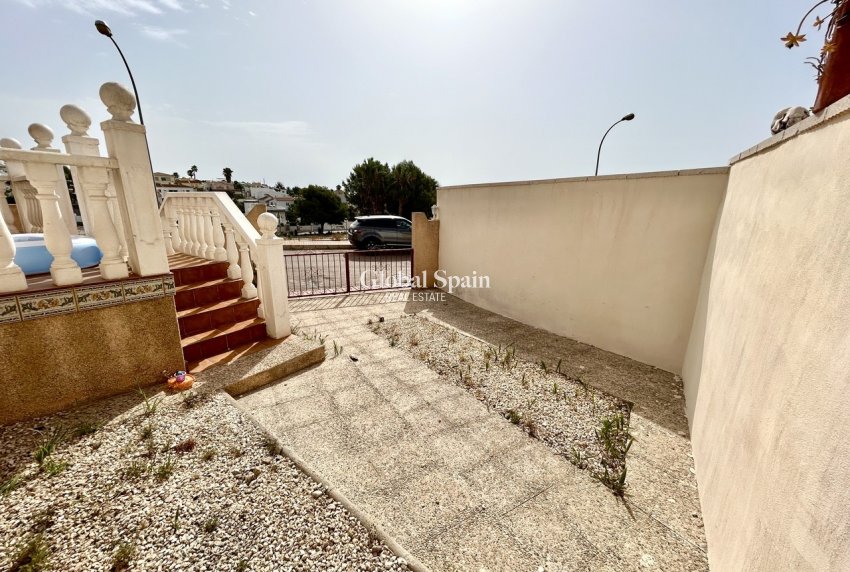 Venta - VILLA -
VILLAMARTÍN - Costa Blanca