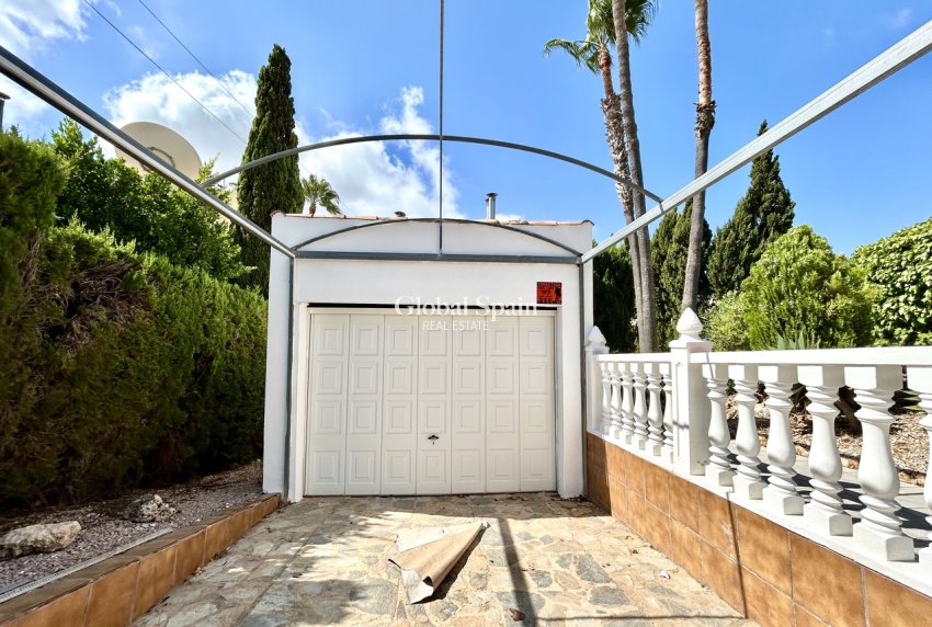 Venta - VILLA -
VILLAMARTÍN - Costa Blanca