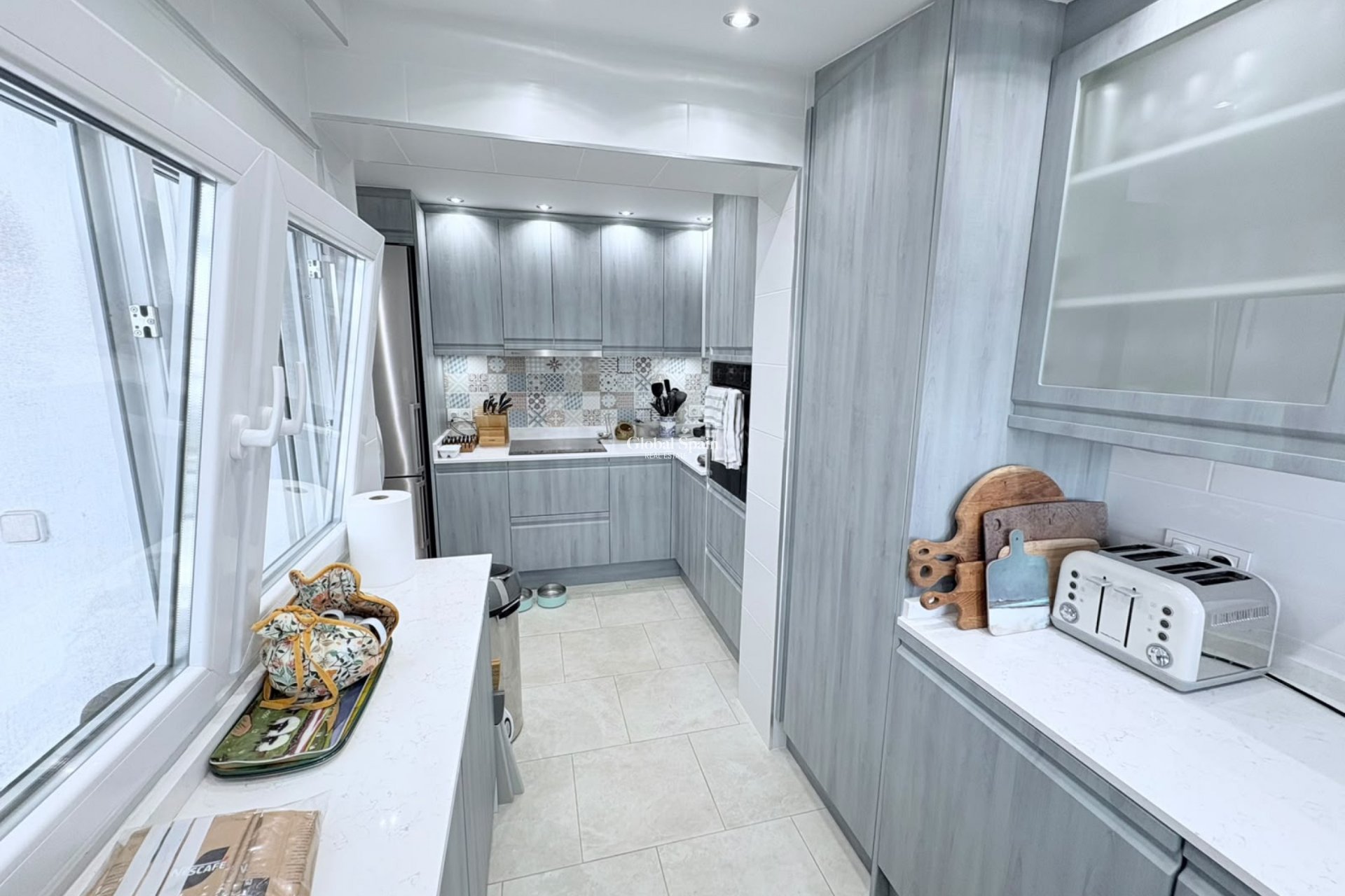 Venta - VILLA -
VILLAMARTÍN - Costa Blanca