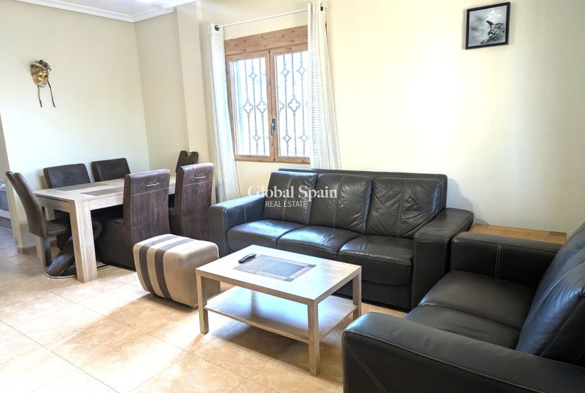 Venta - VILLA -
VILLAMARTÍN - Las Filipinas