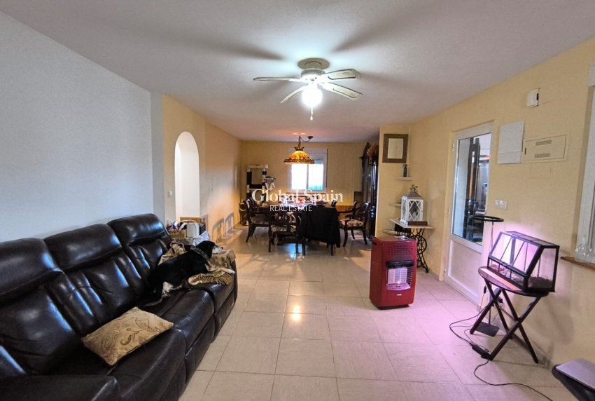 Venta - VILLA -
VILLENA - Inland