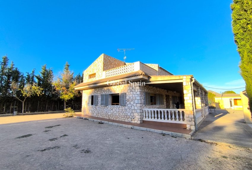 Venta - VILLA -
YECLA - Inland