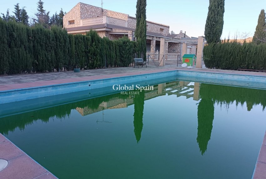 Venta - VILLA -
YECLA - Inland