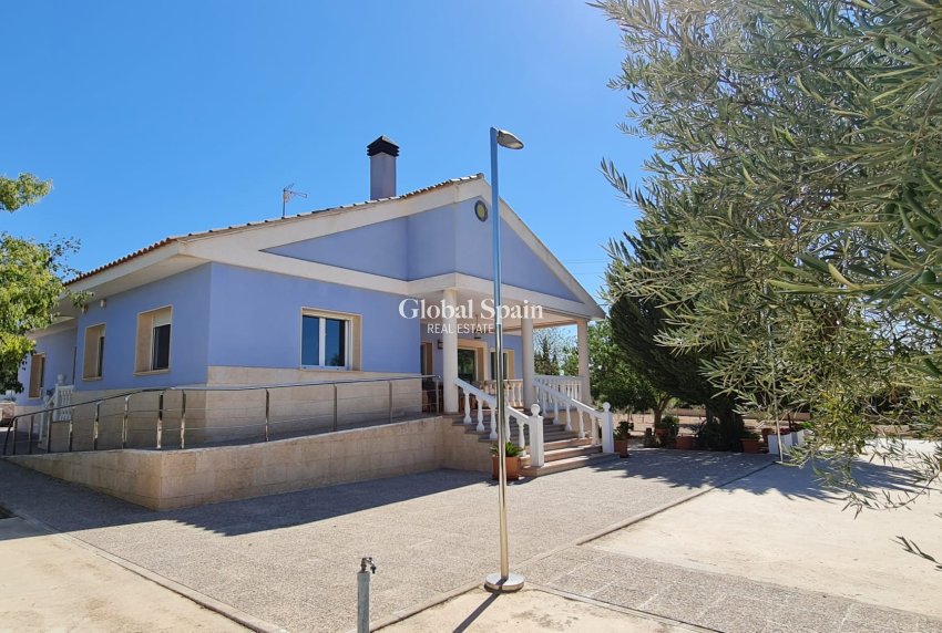 Venta - VILLA -
YECLA - Inland