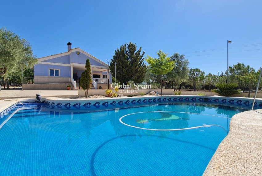 Venta - VILLA -
YECLA - Inland