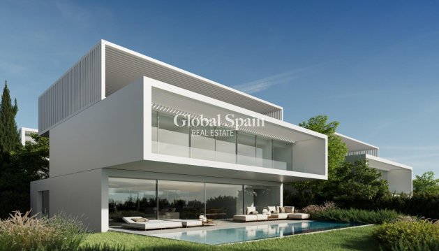 VILLA - Neubau - ESTEPONA -
                Estepona Golf