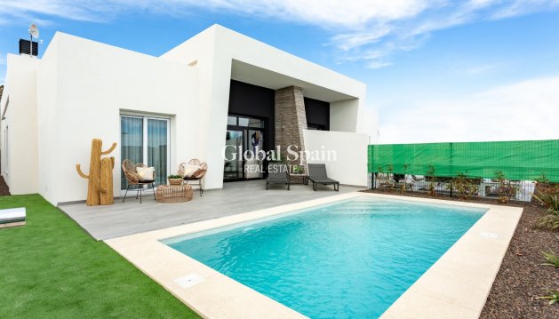 VILLA - New Build - ALGORFA -
                LA FINCA GOLF / ALGORFA
