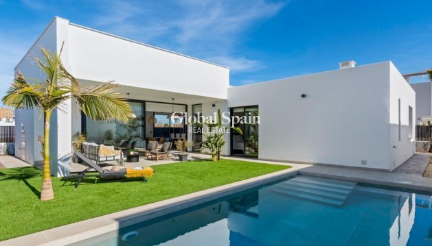 VILLA - New Build - CARTAGENA -
                Mar de Cristal