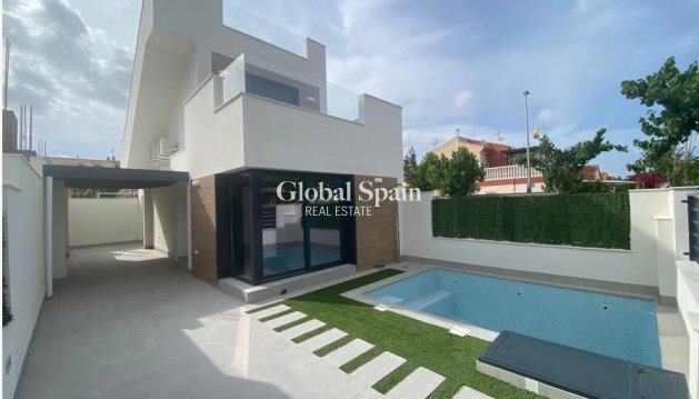 Villa - New Build - LOS ALCÁZARES -
                LOS ALCÁZARES