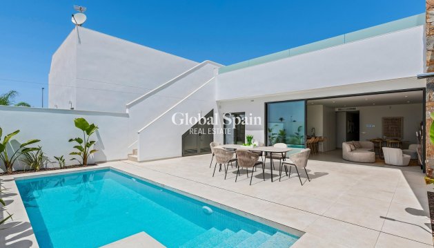 VILLA - New Build - LOS ALCÁZARES -
                LOS ALCÁZARES