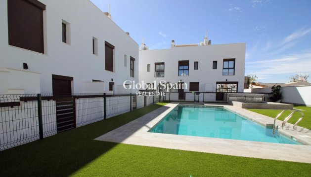 VILLA - New Build - PILAR DE LA HORADADA -
                El Pilar de la Horadada