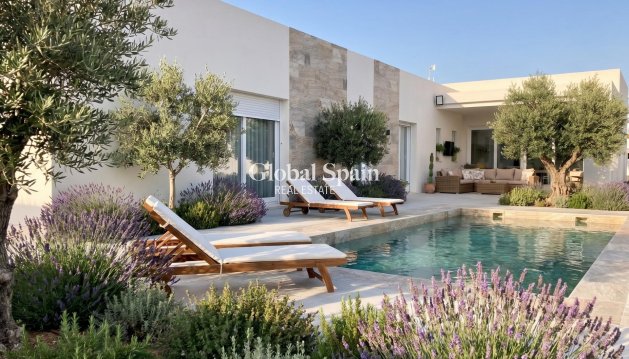 VILLA - New Build - PINOSO -
                Casas Pastor