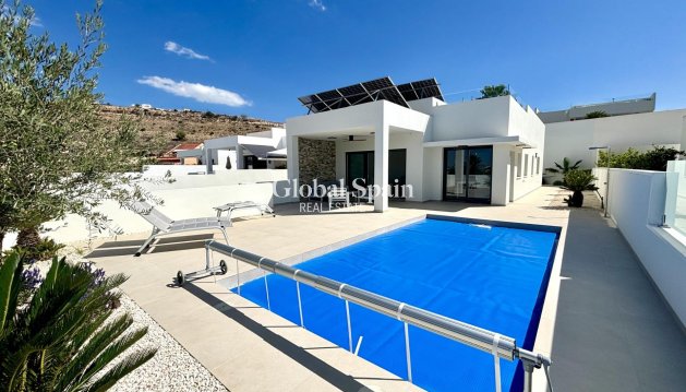 VILLA - New Build - ROJALES -
                Atalaya Park