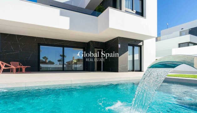 VILLA - New Build - ROJALES -
                Benimar