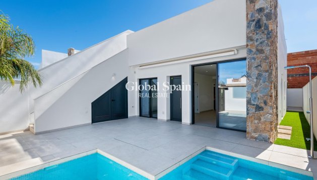 VILLA - Nieuwbouw - SAN JAVIER -
                Parque del doce