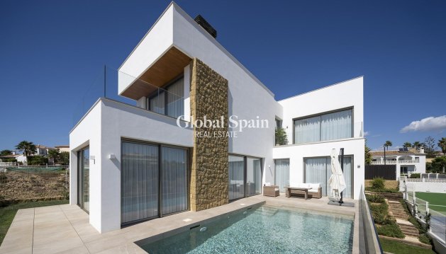 VILLA - Nouvelle construction - MIJAS -
                Las Farolas