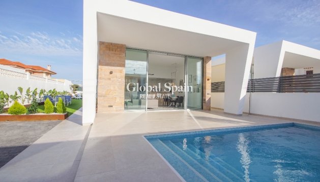 Villa - Nouvelle construction - TORREVIEJA -
                Torrevieja