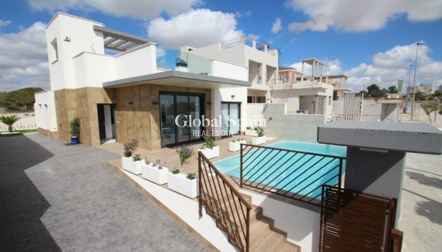 Villa - Nueva construcción  - DEHESA DE CAMPOAMOR -
                DEHESA DE CAMPOAMOR