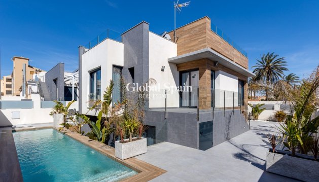 Villa - Nueva construcción  - LA MATA -
                LA MATA