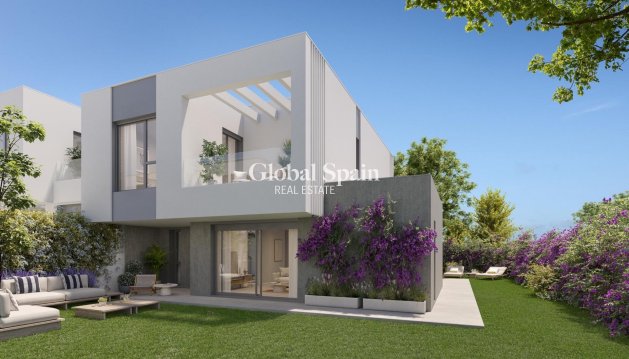 VILLA - Nueva construcción  - MARBELLA -
                Las Chapas - Alicate Playa