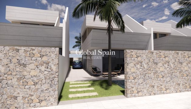 Villa - Nueva construcción  -
                SAN JAVIER - SP-85519