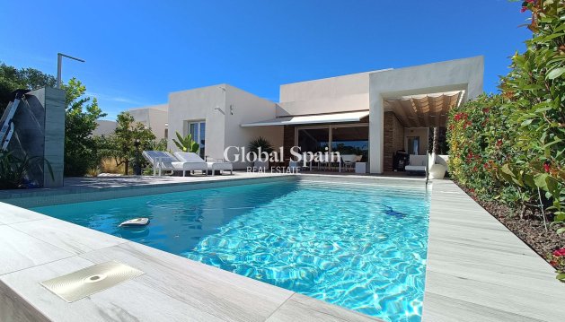 VILLA - Resale - ALGORFA -
                Inland