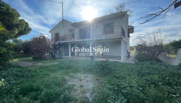 VILLA - Resale - BENEJÚZAR -
                Inland