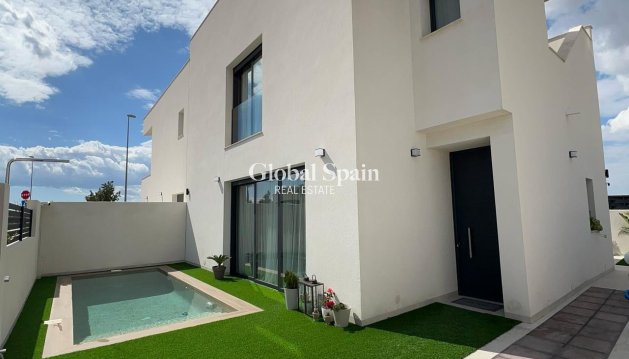 VILLA - Resale - BENIJÓFAR -
                BENIJÓFAR