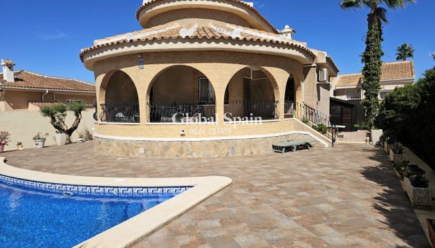 VILLA - Resale - BENIJÓFAR -
                Costa Blanca