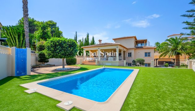 Villa - Resale - BENISSA -
                Benissa