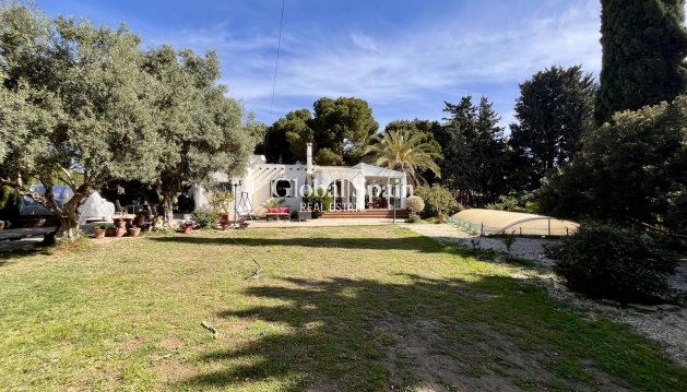 VILLA - Resale - CABO ROIG -
                Costa Blanca