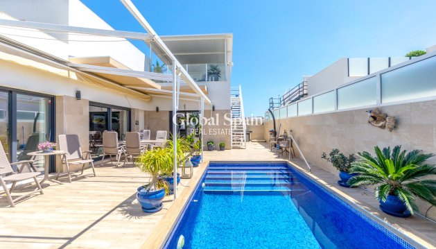 VILLA - Resale - DAYA NUEVA -
                Costa Blanca